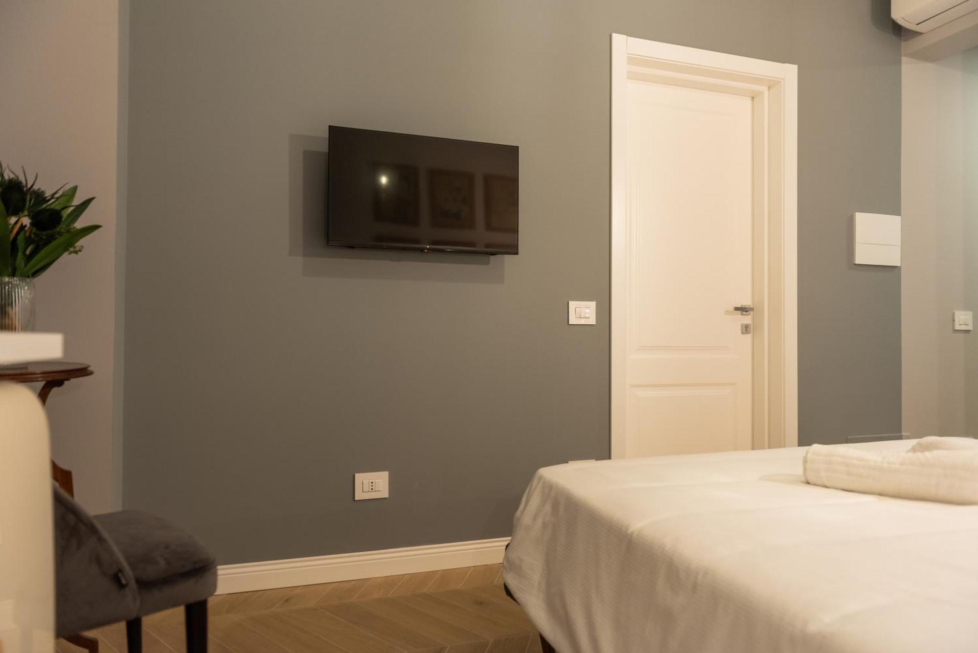 Sophia Boutique Suites Trieste Exteriör bild