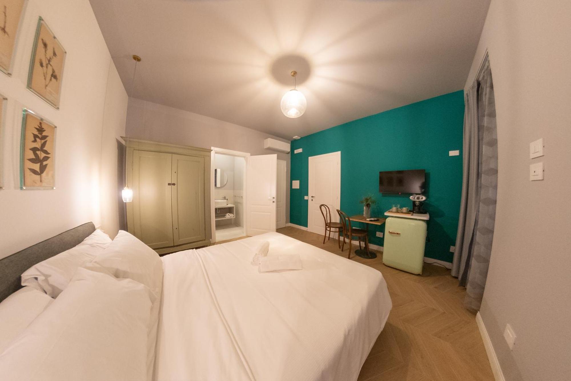 Sophia Boutique Suites Trieste Exteriör bild